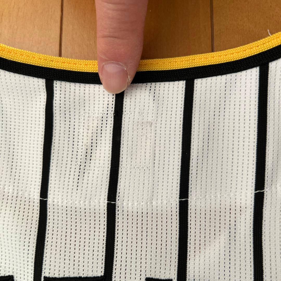 阪神タイガース金本知憲　輝流復刻レプリカユニフォーム刺繍入り（美品）