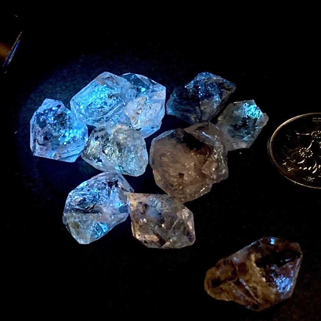 ペトロレアムクォーツ(中)10個セットl/蛍光水晶