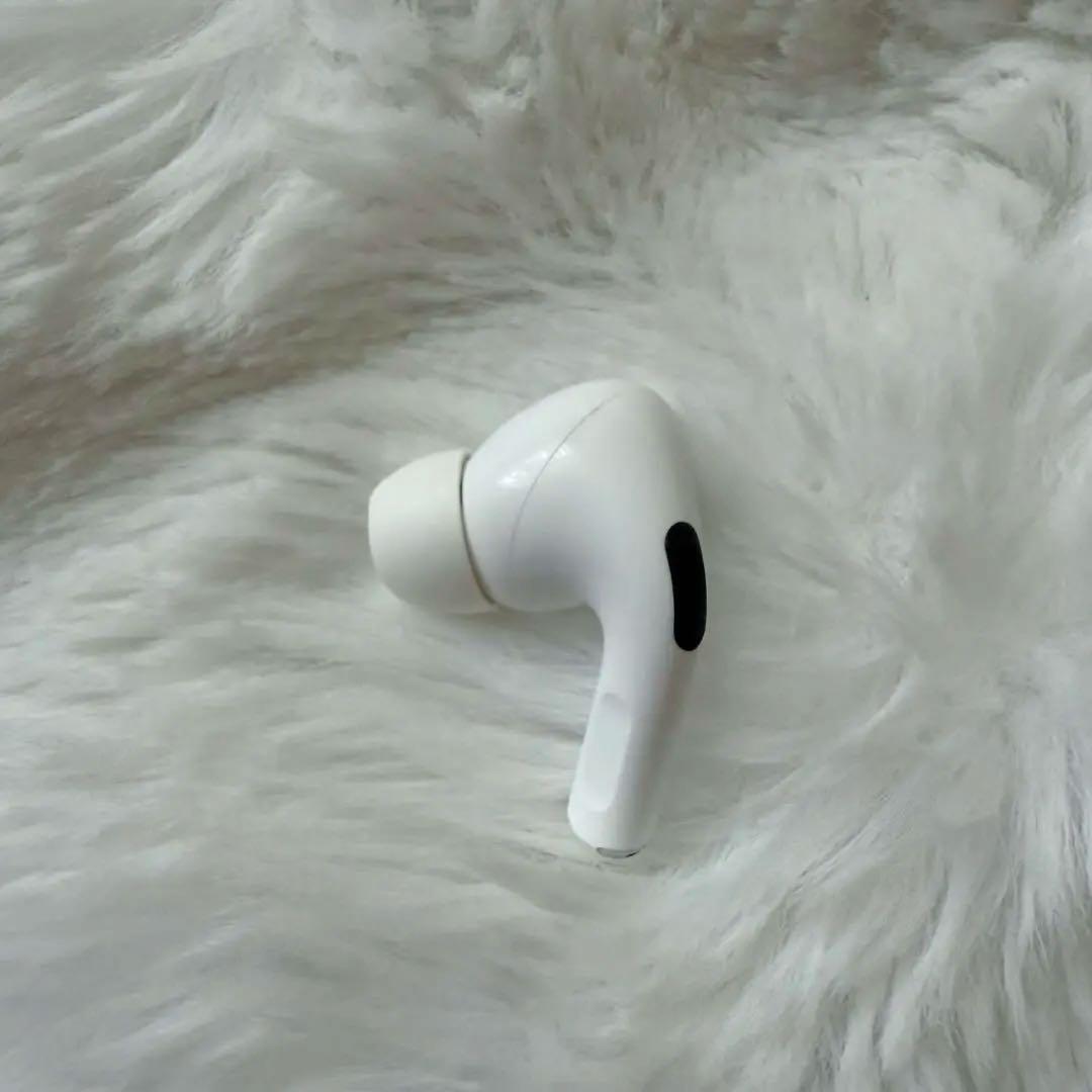 【美品】AirPods Pro 本体 付属品完備　エアポッズプロ