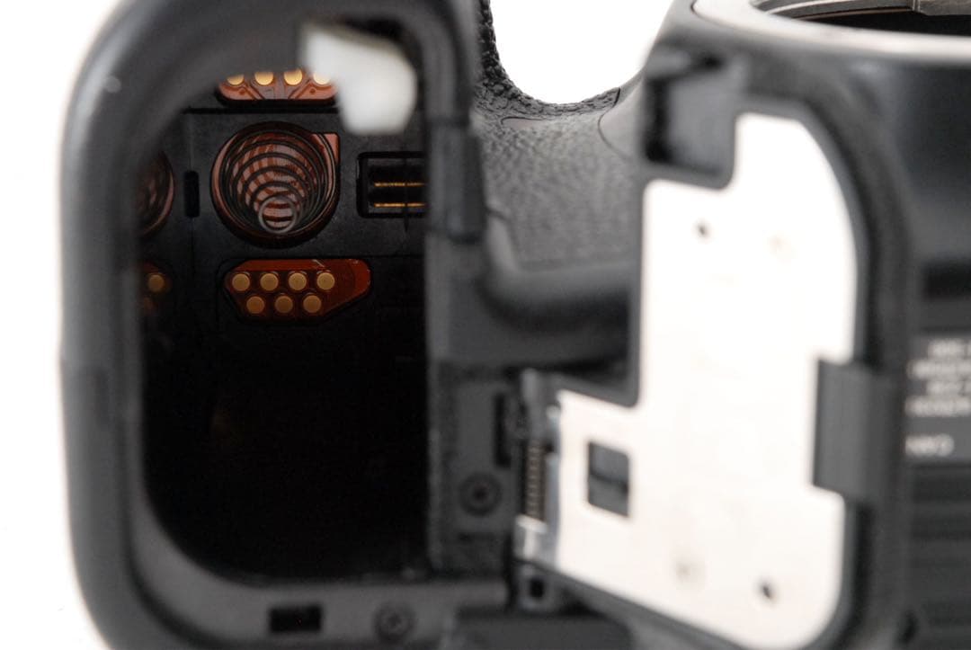 キヤノン　Canon EOS 6D Mark II 標準レンズセット