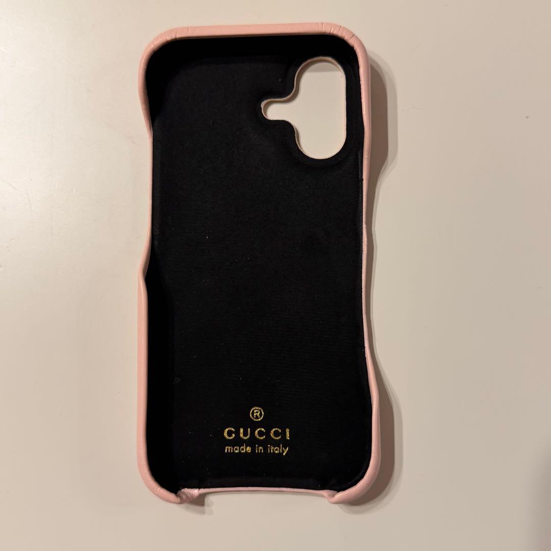 iPhone17 GUCCI ピンク ケース