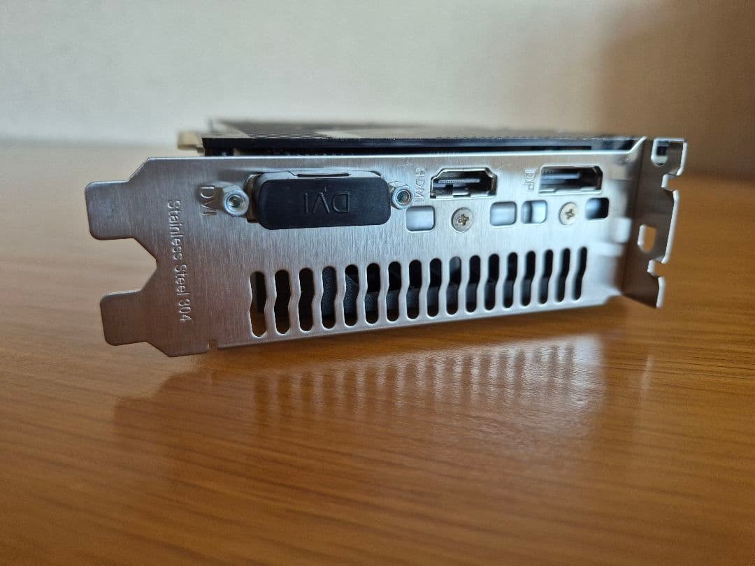 グラフィックボード・グラボ・ビデオカード ASUS TUF-GTX1650-O4GD6-GAMING