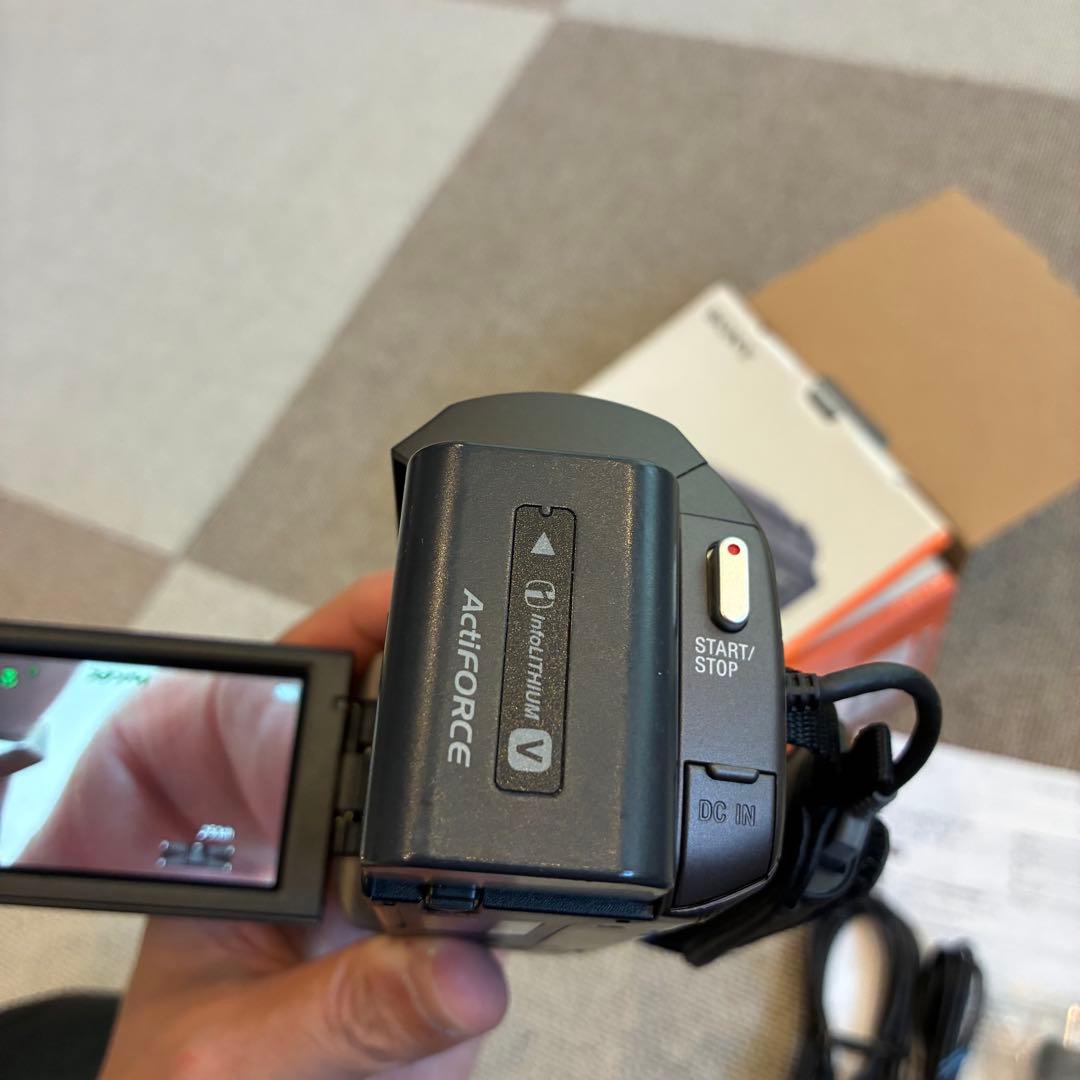 ✨超美品✨SONY ビデオカメラ（HDR-CX680）