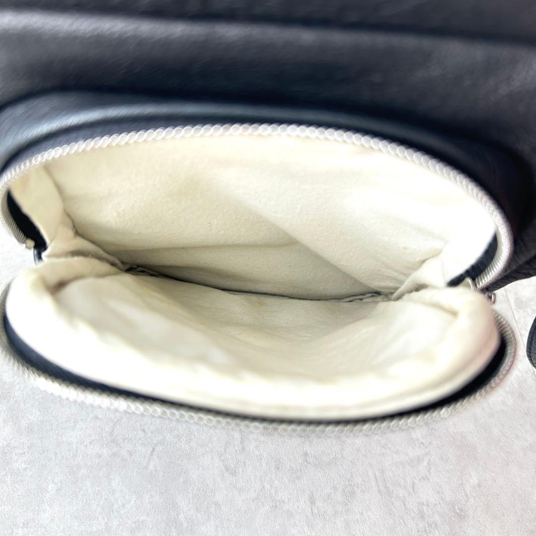 【美品】Aeta アエタ ディアレザー ショルダーポーチ DA05 ブラック 黒