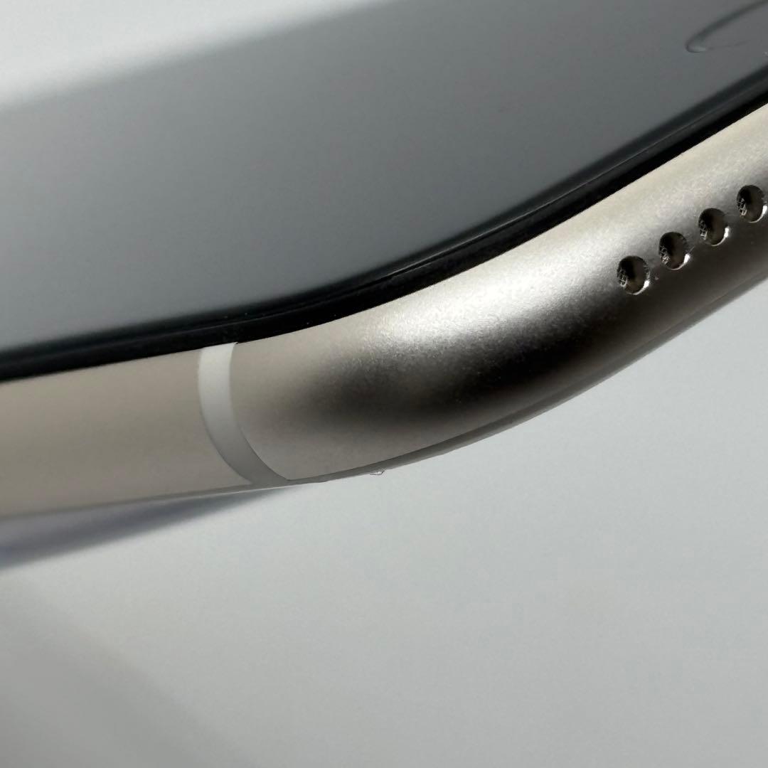 整備済美品 iPhone SE3 128GB 外装新品FB0711018