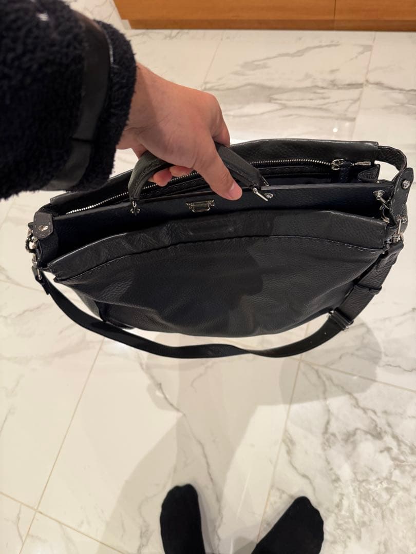 FENDI ビジネスバッグ ブラック レザー