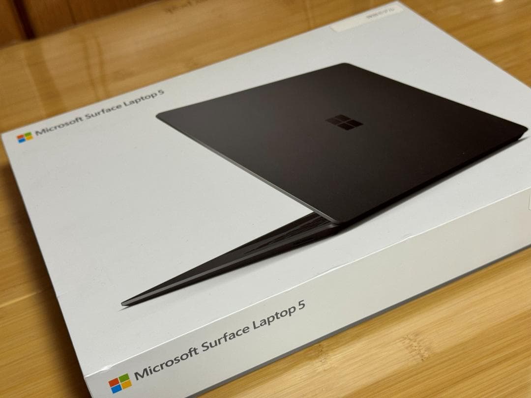 Surface Laptop5 i5-1235U/16GB/256GBおまけ付