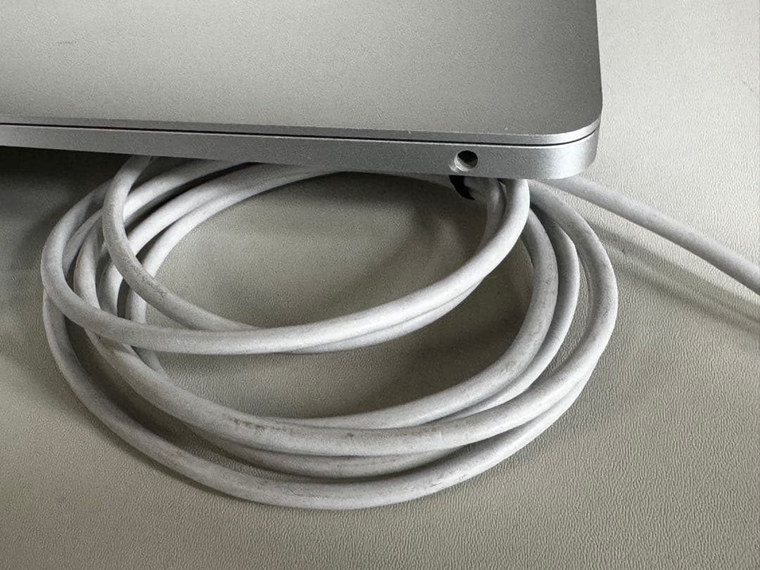 Apple MacBook Air (M1, 2020) 本体 JIS