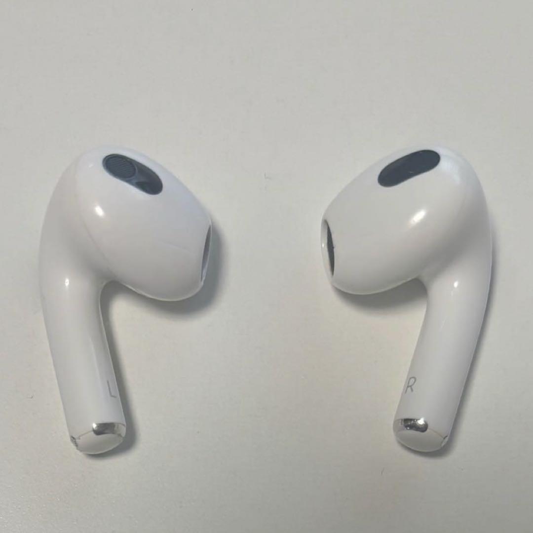 AirPods第3世代 本体 ホワイト 充電ケース付き