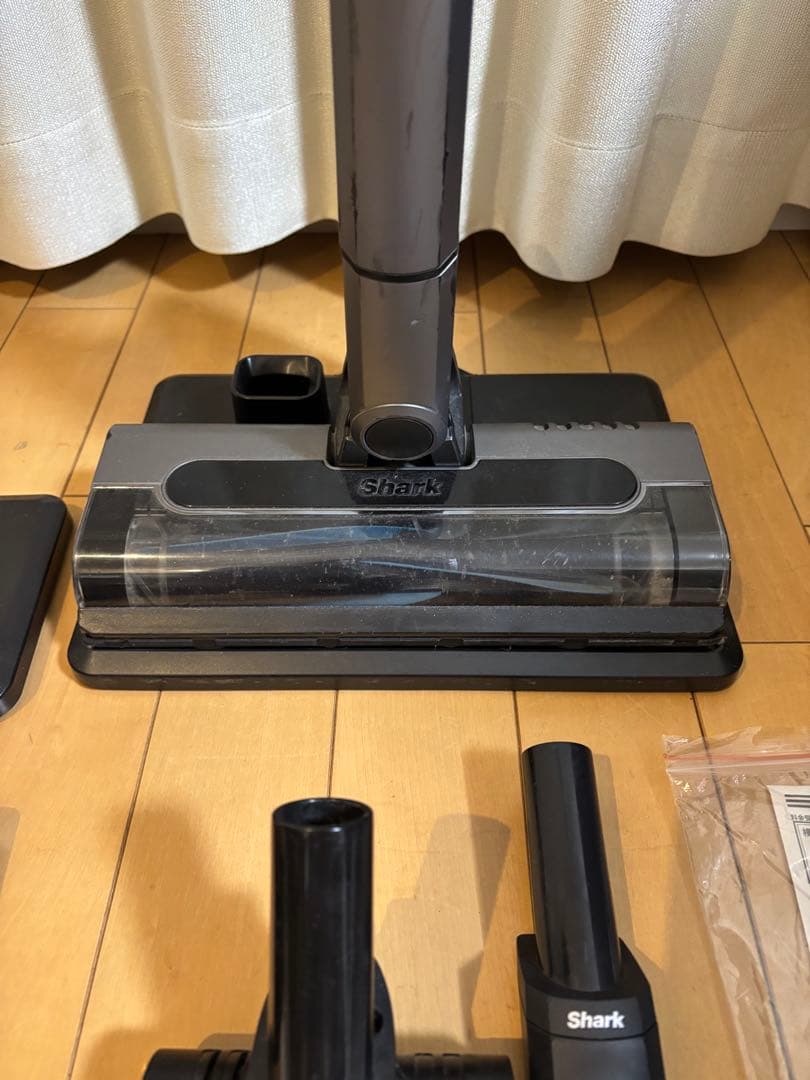 Shark コードレススティッククリーナー バッテリー2本　2way
