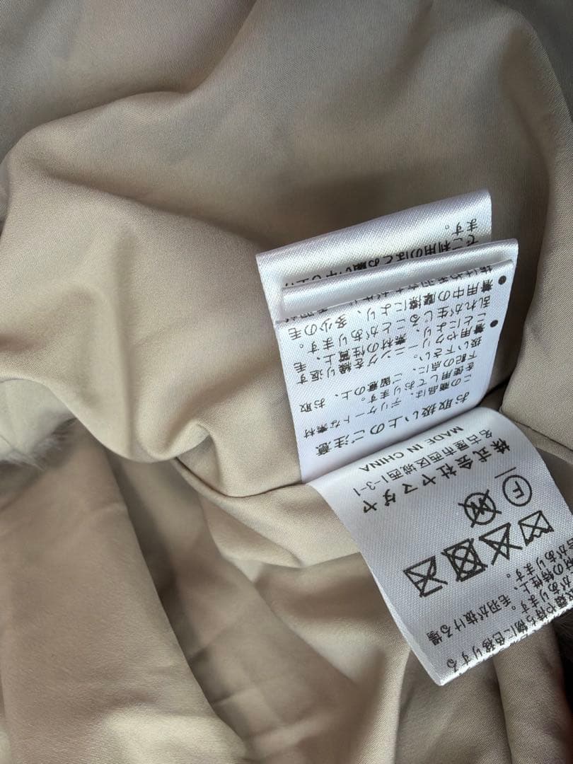 極美品　Vin エコファー フード付きケープコート グレージュ