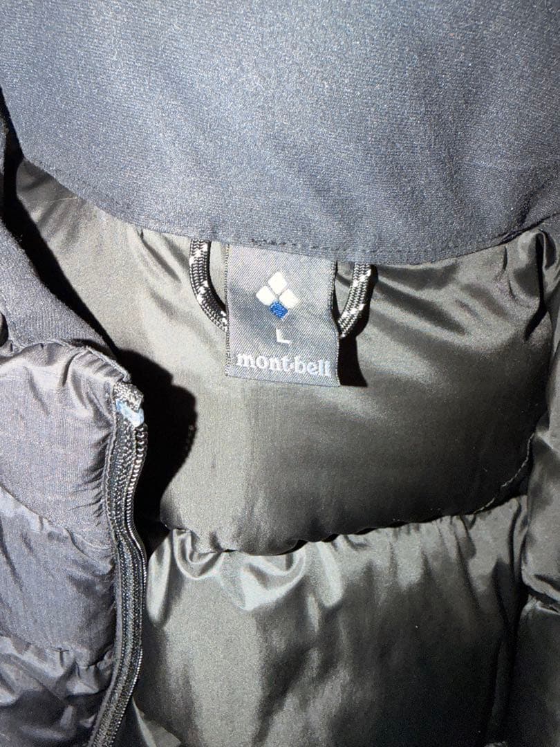 美品(早い者勝ち) モンベル　ライトアルパイン　ダウンジャケット