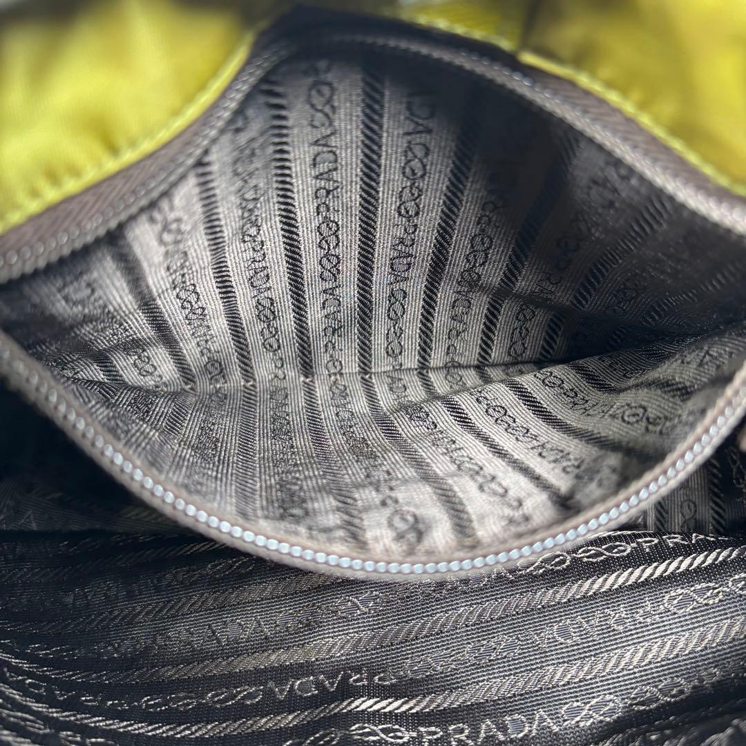 プラダ ショルダーバッグ チェーンショルダー 斜め掛け テスートナイロン