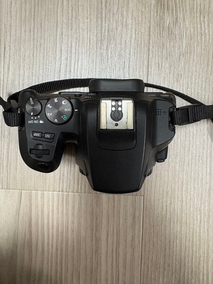 Canon EOS Kiss10 デジタル一眼レフカメラ 本体とレンズ付き