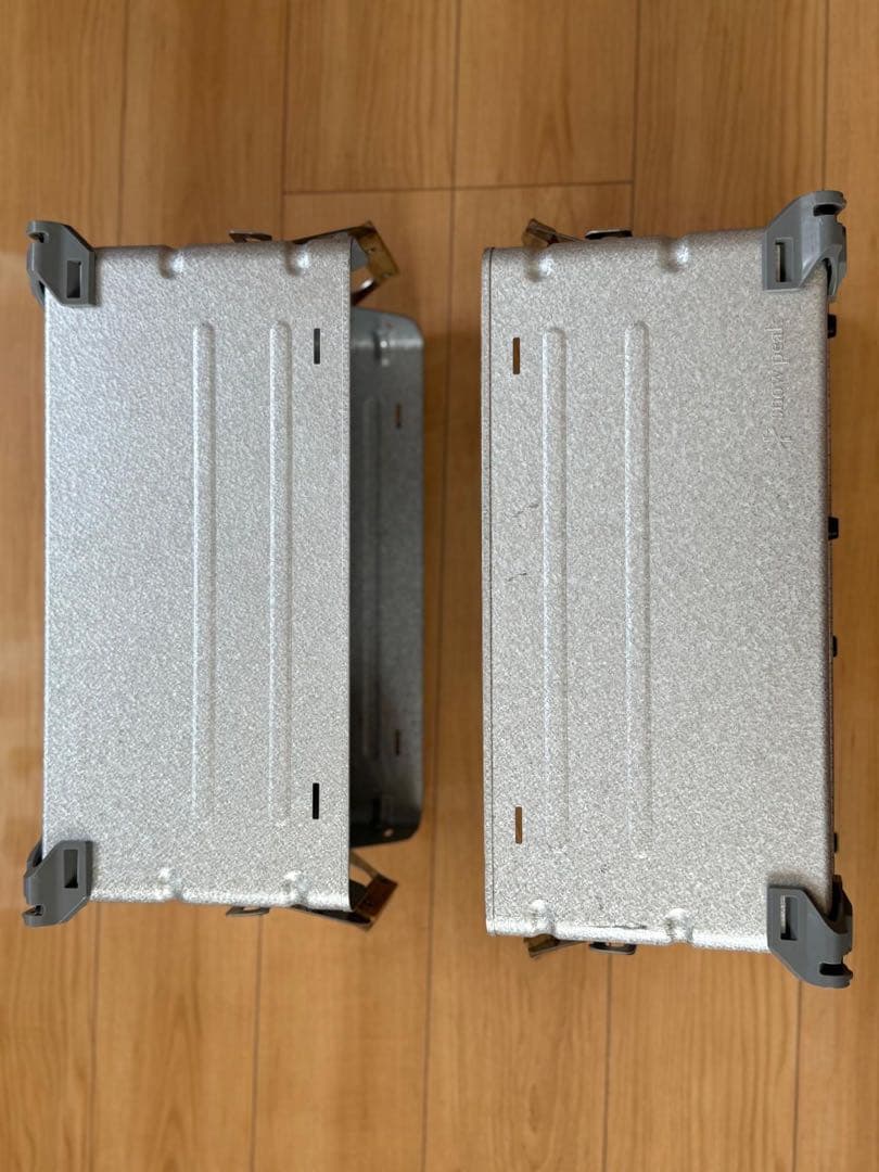 peakのシェルフコンテナ25 2個 セットです