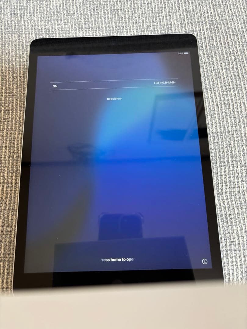 美品　iPad 第9世代　wifiモデル　64GB シルバー　その2