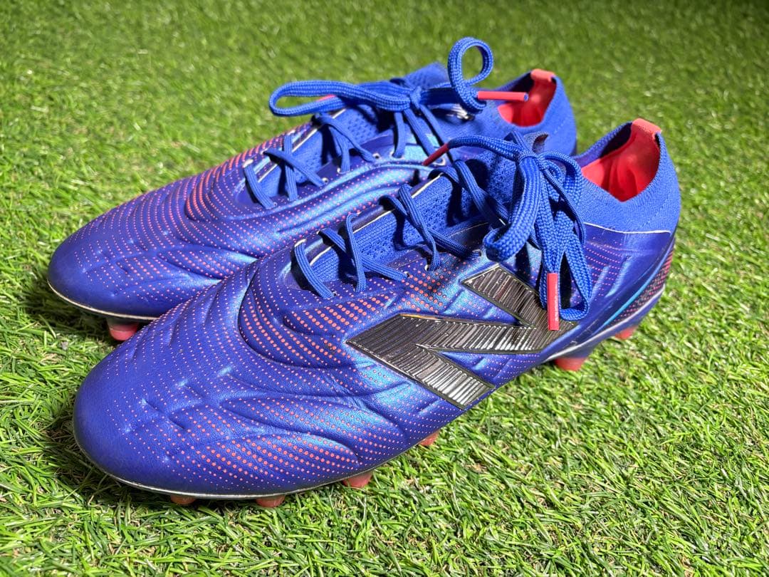 美品　New Balance サッカーシューズ スパイク 青赤