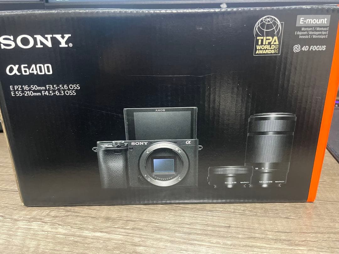 ミラーレス一眼　sony α6400 ダブルレンズキット +オプション付き