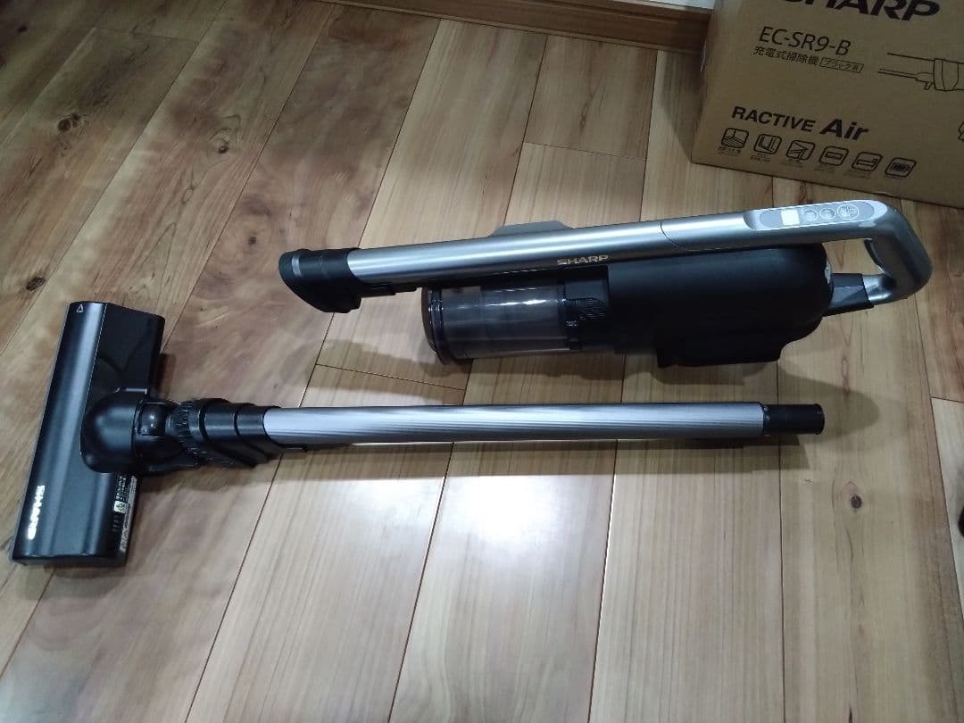 ☆SHARP EC-SR9-B シャープ コードレス掃除機 2024年製☆