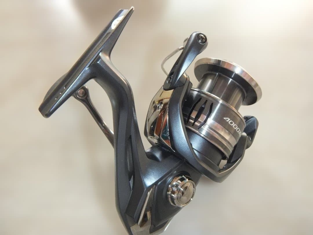 シマノミラベル4000XG リール＋ダイワセミハードリールカバー(A) SP-S