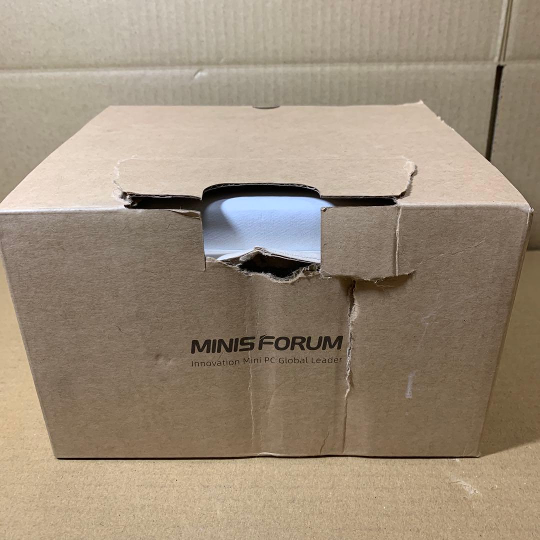 新品MINIS FORUM　UM760Slim　AMD Ryzen 5　ミニPC