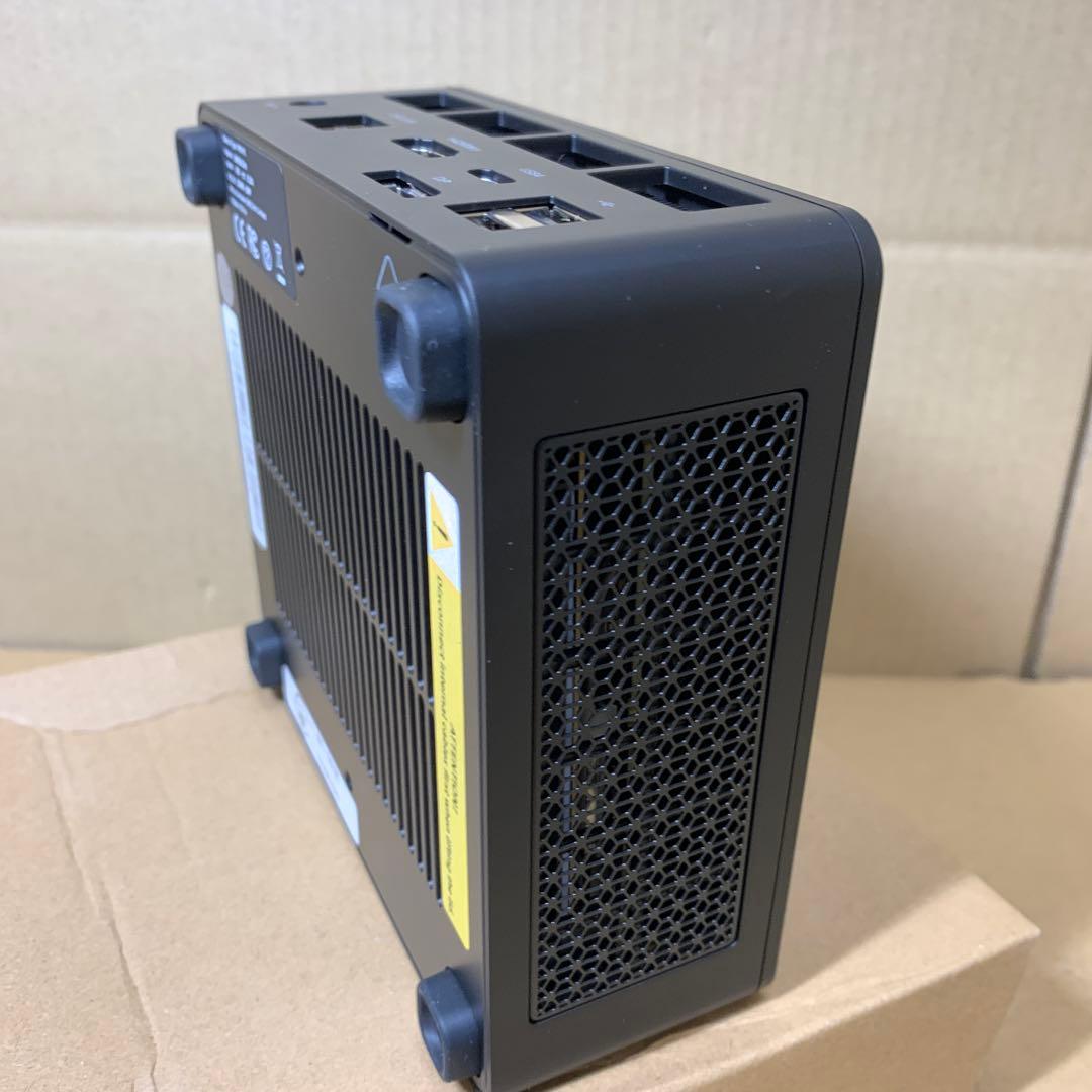 新品MINIS FORUM　UM760Slim　AMD Ryzen 5　ミニPC