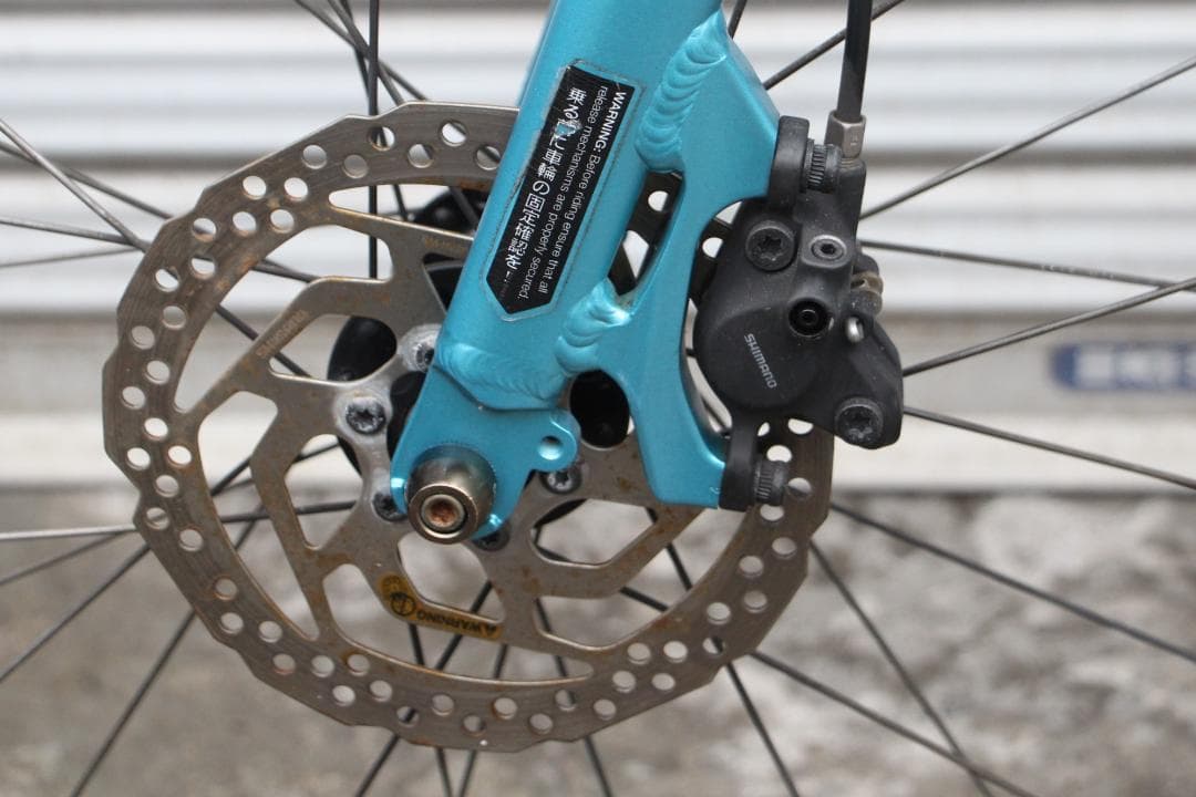 引き取り限定♪ジャイアント♪グラビエ♪ブロックタイヤでオフロードも走れます♪