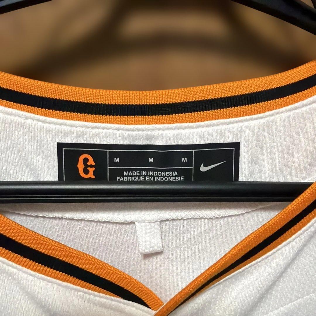 読売ジャイアンツ　岡本和真　ユニフォーム