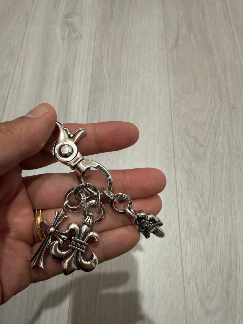 お見逃しなく✌️重厚感 シルバー925 クロス 王道 ストラップ キーホルダー
