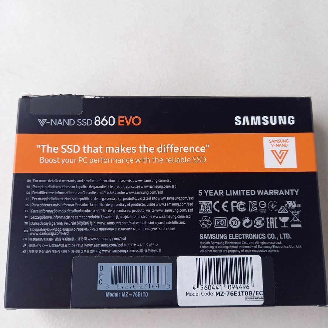【新品未使用品】　Samsung 860 EVO 1TB SATA 2.5インチ