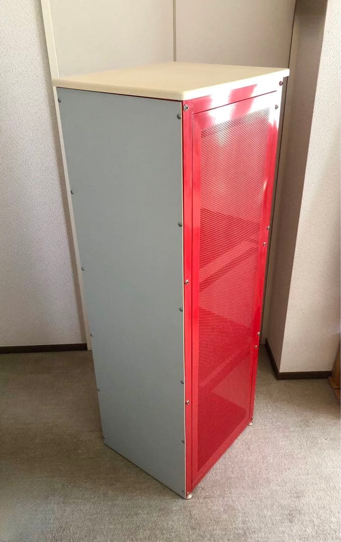 赤 スチールラック キャビネット スライド扉付　コンパートメントラック 棚 収納
