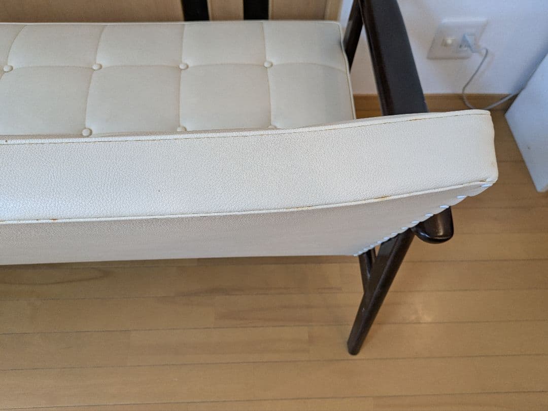 【KP】カリモク60 Kチェア 2シーター アイボリー