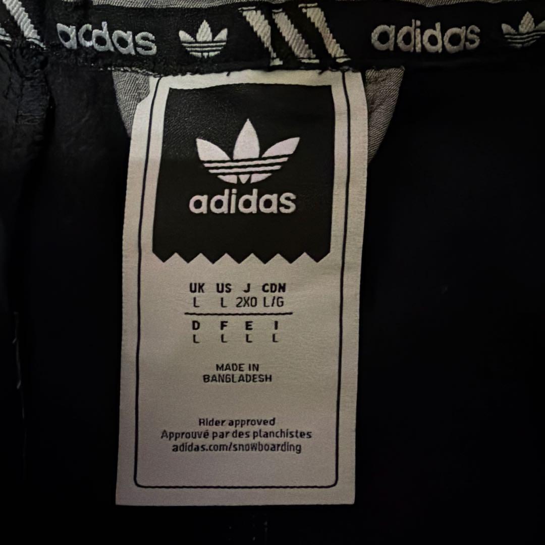 adidas フーディとパンツ セット