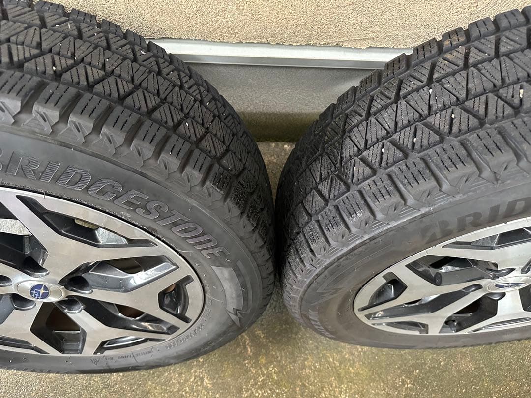 ブリヂストン225/60R17スタッドレスアルミホイールセット