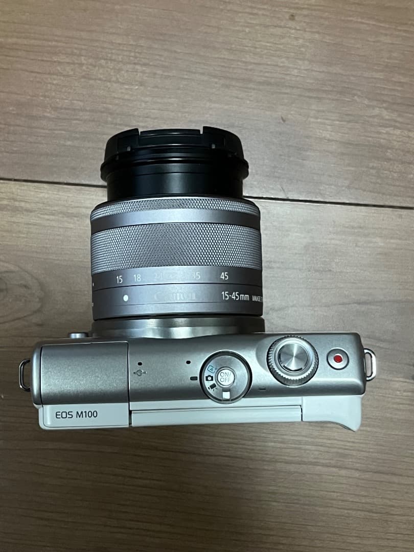 Canon EOS M100 ダブルズームキット