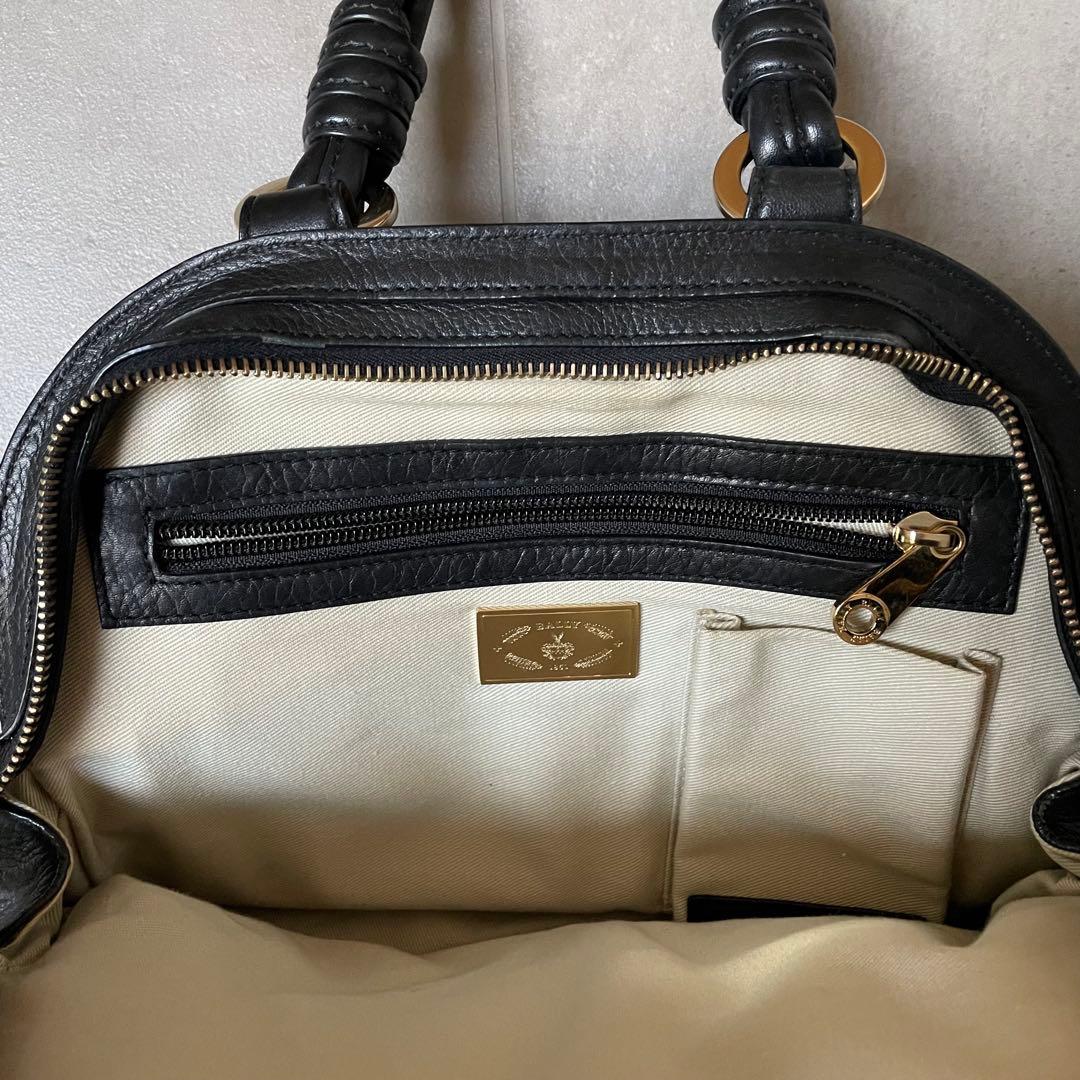 美品BALLY バリー シボ革 レザーブラック 黒 本　革BAG バッグ