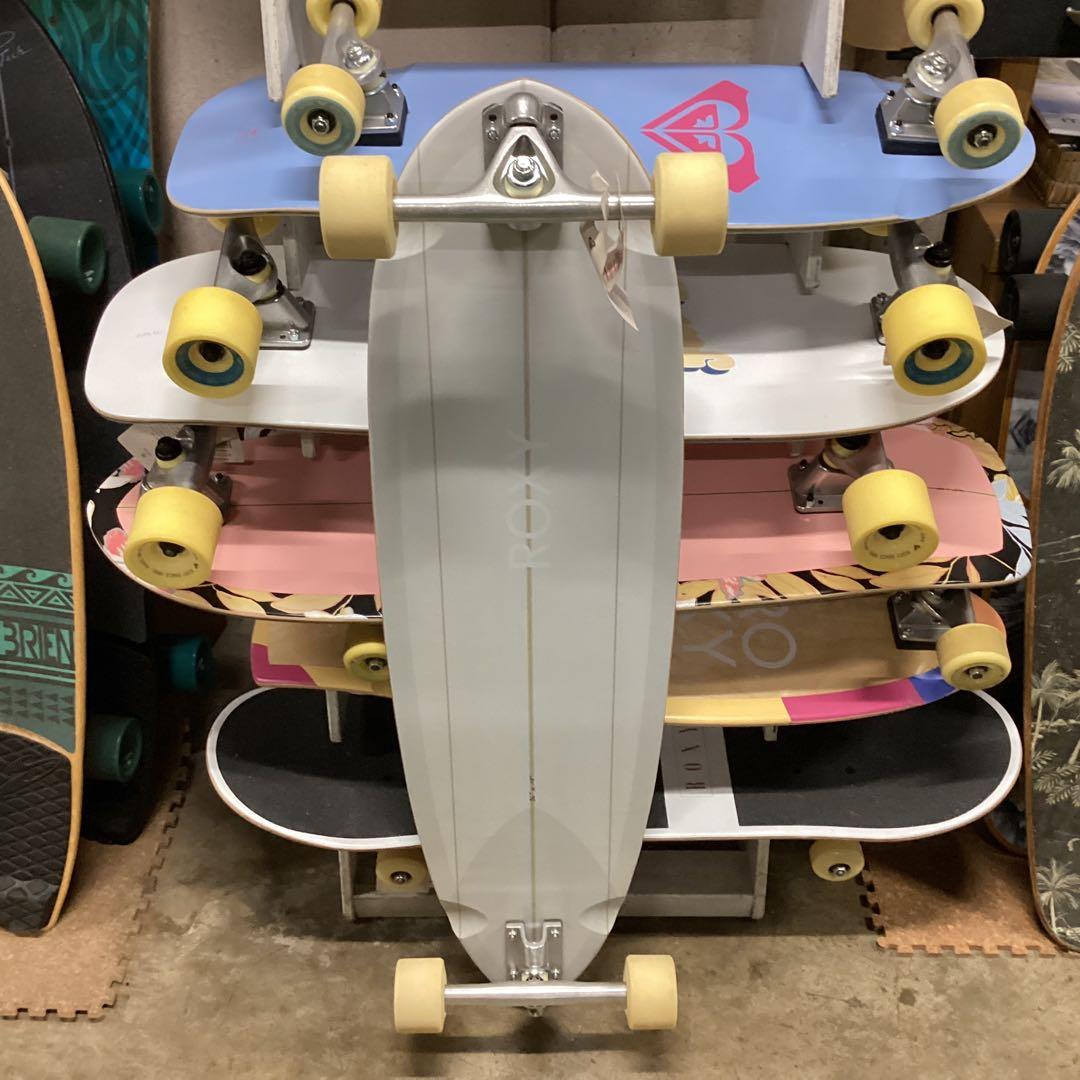 新品格安　女の子に大人気　オシャレなロキシーサーフスケート36インチ白