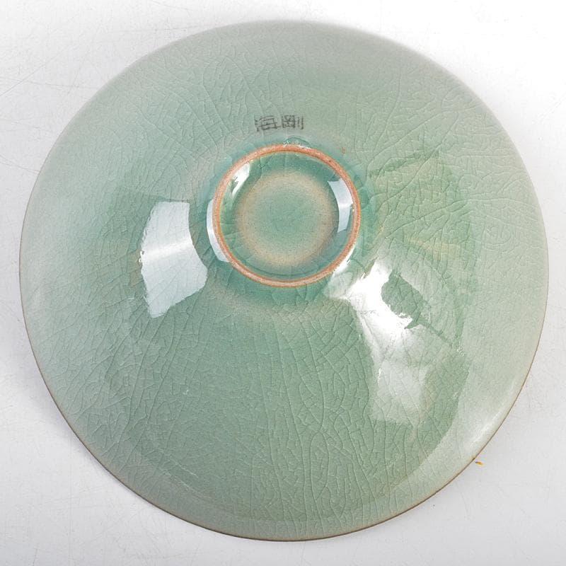 韓国人間文化財　柳海剛（柳根瀅）作　象嵌花文　茶碗　共箱　F　R5974