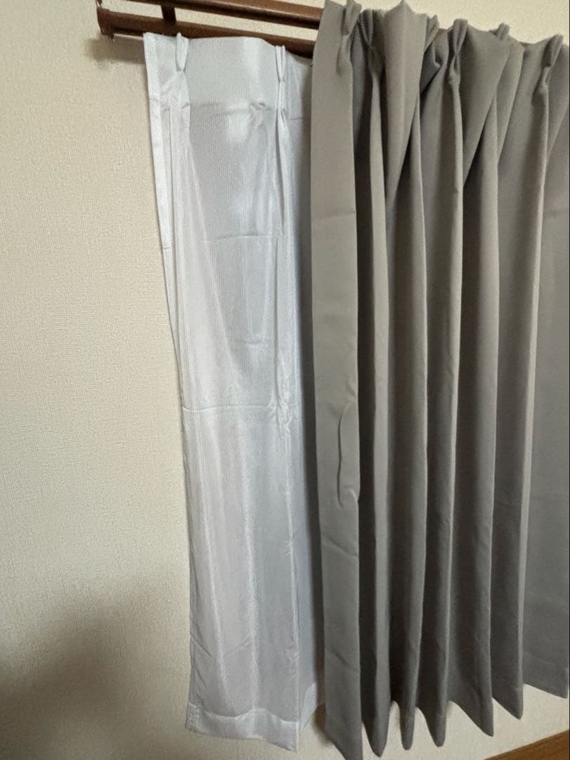 カーテン2枚組X2 スモークグレー　レースカーテン　150×135 遮光ほぼ新品