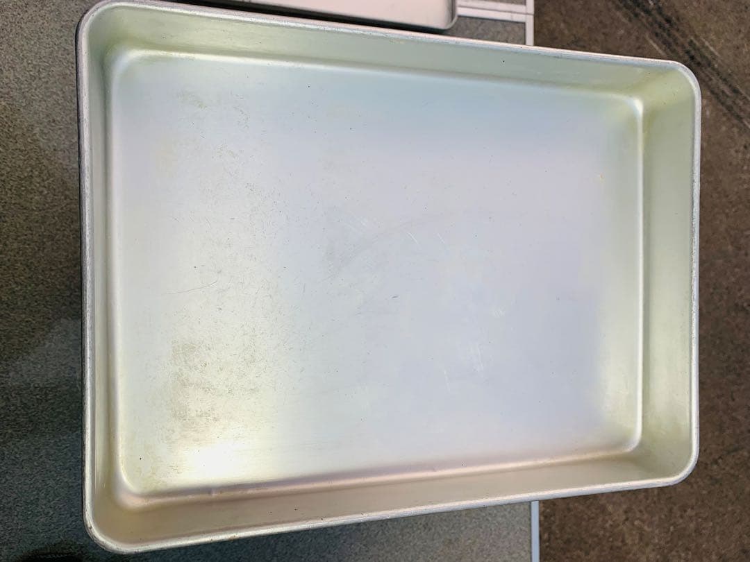 【餃子バット】10段　蓋あり　中古　スタッキング式　ケース　業務用　飲食費