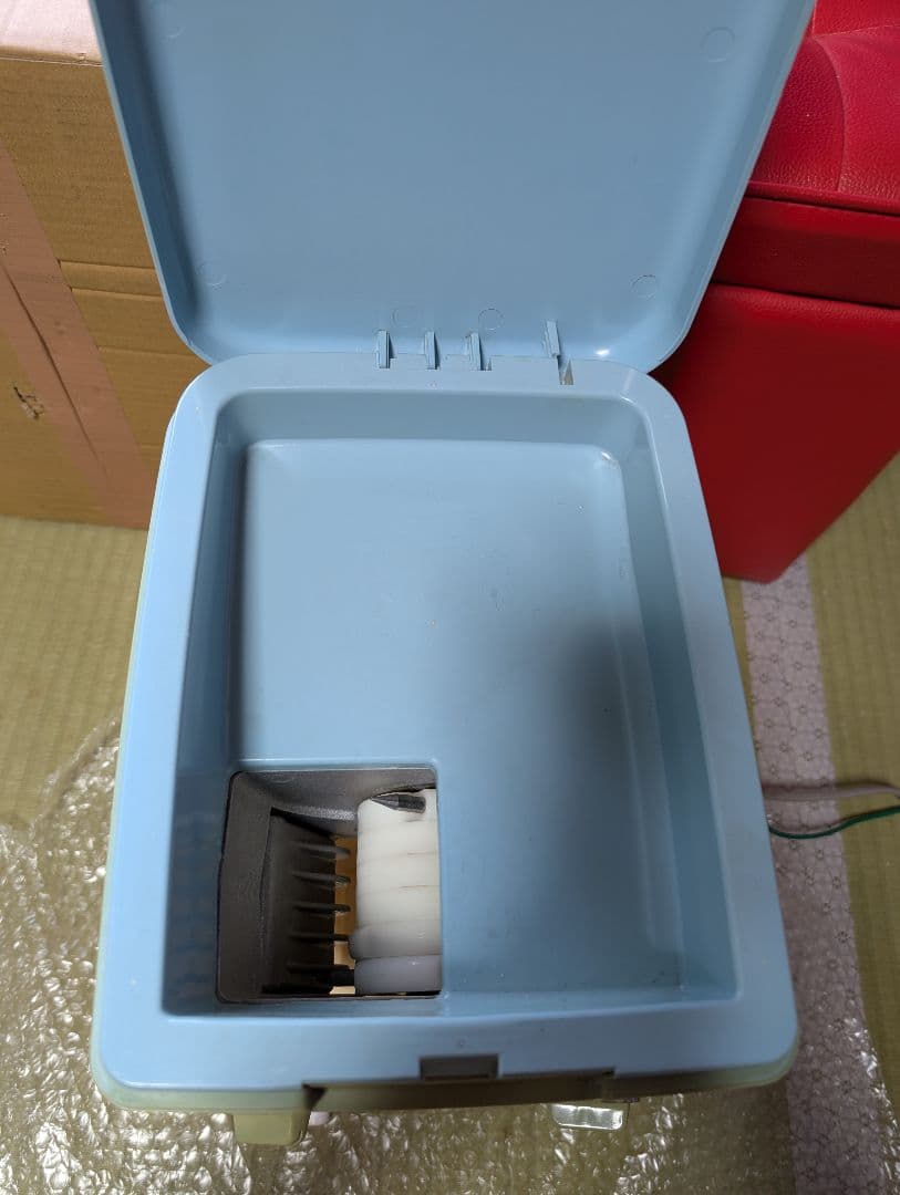 か*う様 即購入OK　初雪 電動式アイスクラッシャー　大量氷 加工 現行商品 H