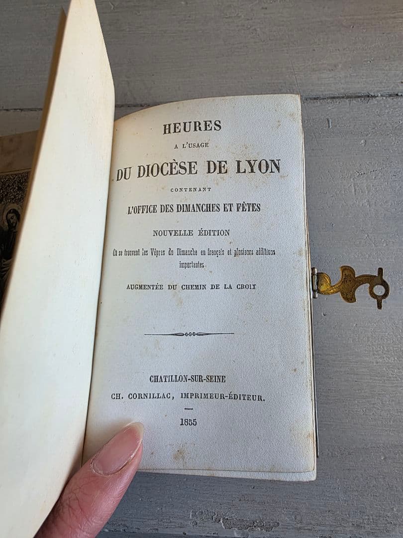 貴重　フランスアンティーク　1855年　ミセル　アヴェマリアのモノグラム 祈祷書