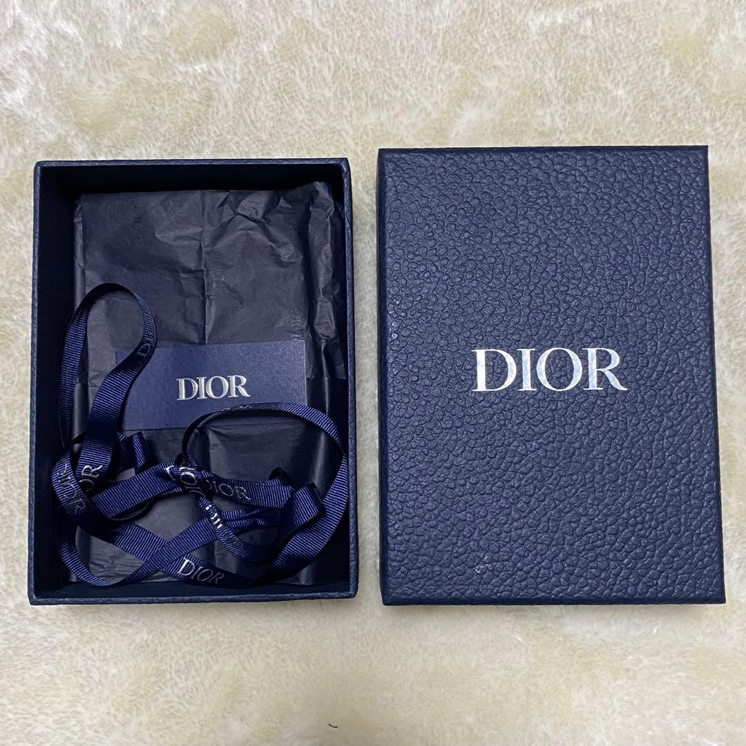 新品保管品✨CDディオールAirPodsケース　ピンクレザー　ロゴ　箱&袋付き