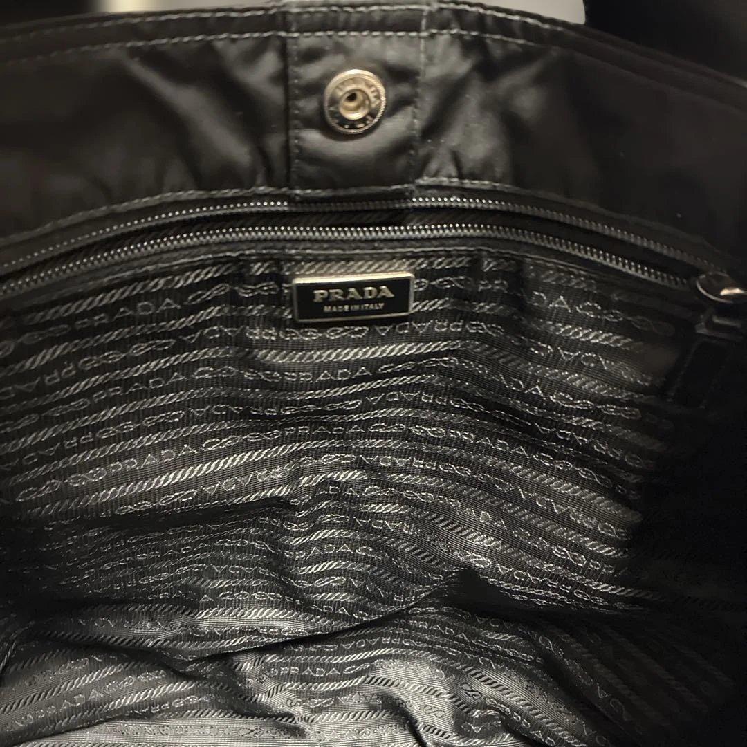 プラダ　トートバッグ　黒