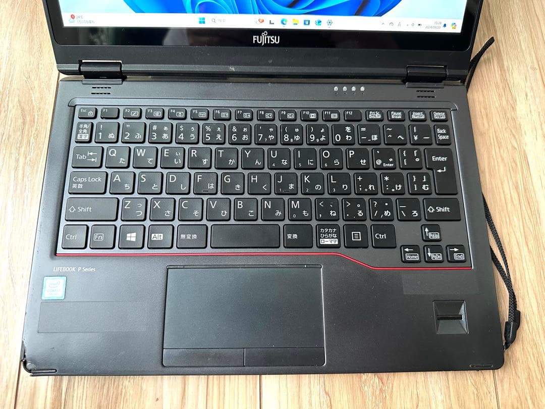 薄型タブレットPC 富士通 R727 i7第7世代Win11/office21付