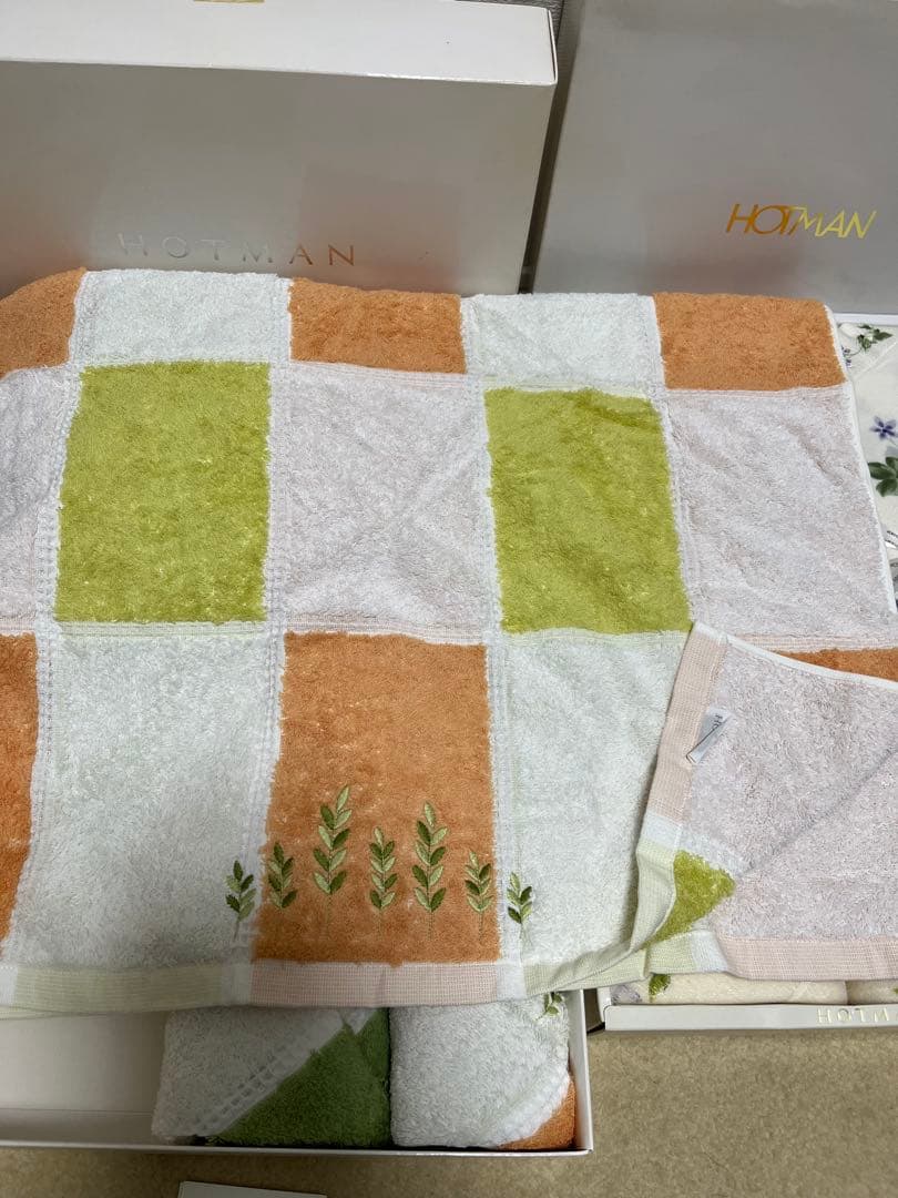 AAA様　MAX MATERIA ホットマン HOTMAN バスタオル　4枚