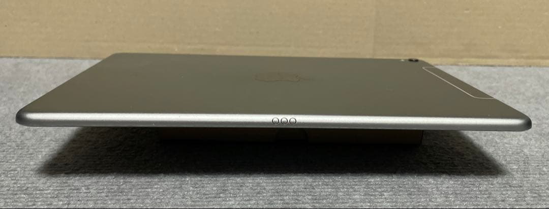 【 美品 】 Apple iPad Pro 9.7 SIMフリー 128GB