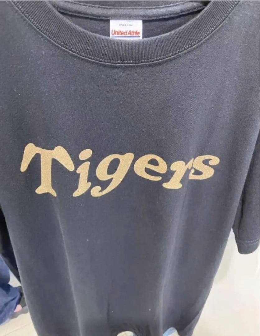 阪神タイガース　優勝記念寄せ書きサインTシャツ