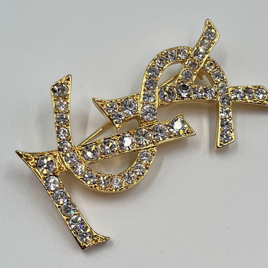 極美品✨イヴサンローラン YSL ブローチ ラインストーン カサンドラロゴ