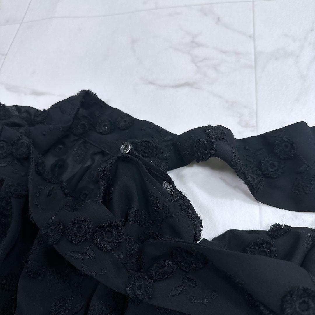 ウィムガゼット 刺繍ボウブラウス　フラワー刺繍　ボウタイ　長袖ブラウス　25年